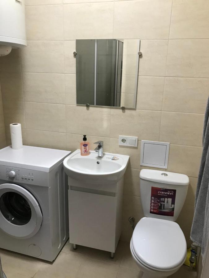 Apartment For A Pleasant Stay Odessa Esterno foto