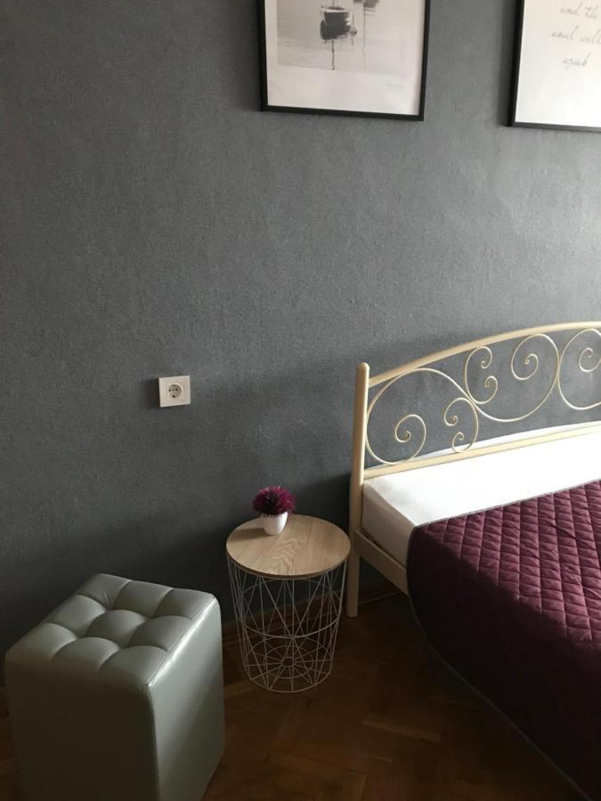 Apartment For A Pleasant Stay Odessa Esterno foto